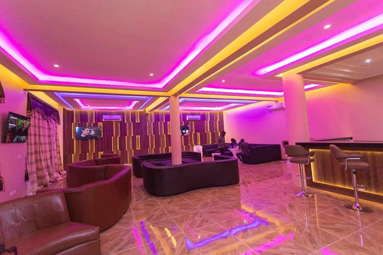 The Platinum Bay Hotel Birekuso Exterior foto